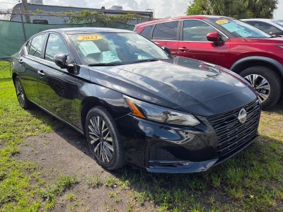 2023 Nissan Altima SV FWD