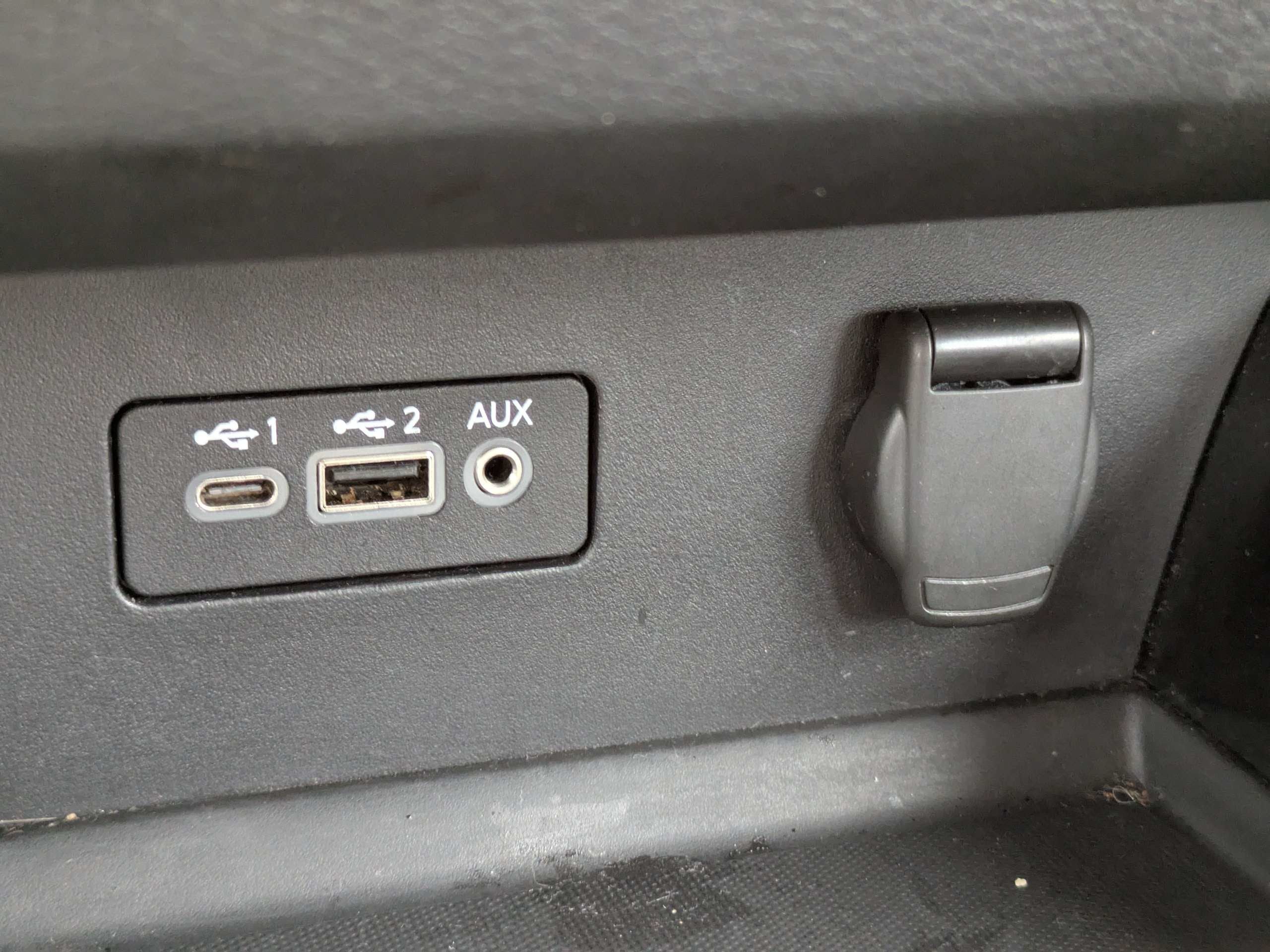 2023 Nissan Altima SV FWD