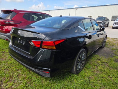2023 Nissan Altima SV FWD