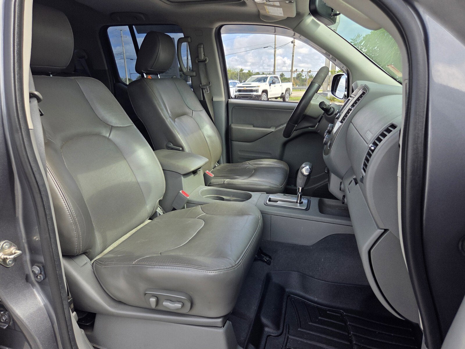 2019 Nissan Frontier SL