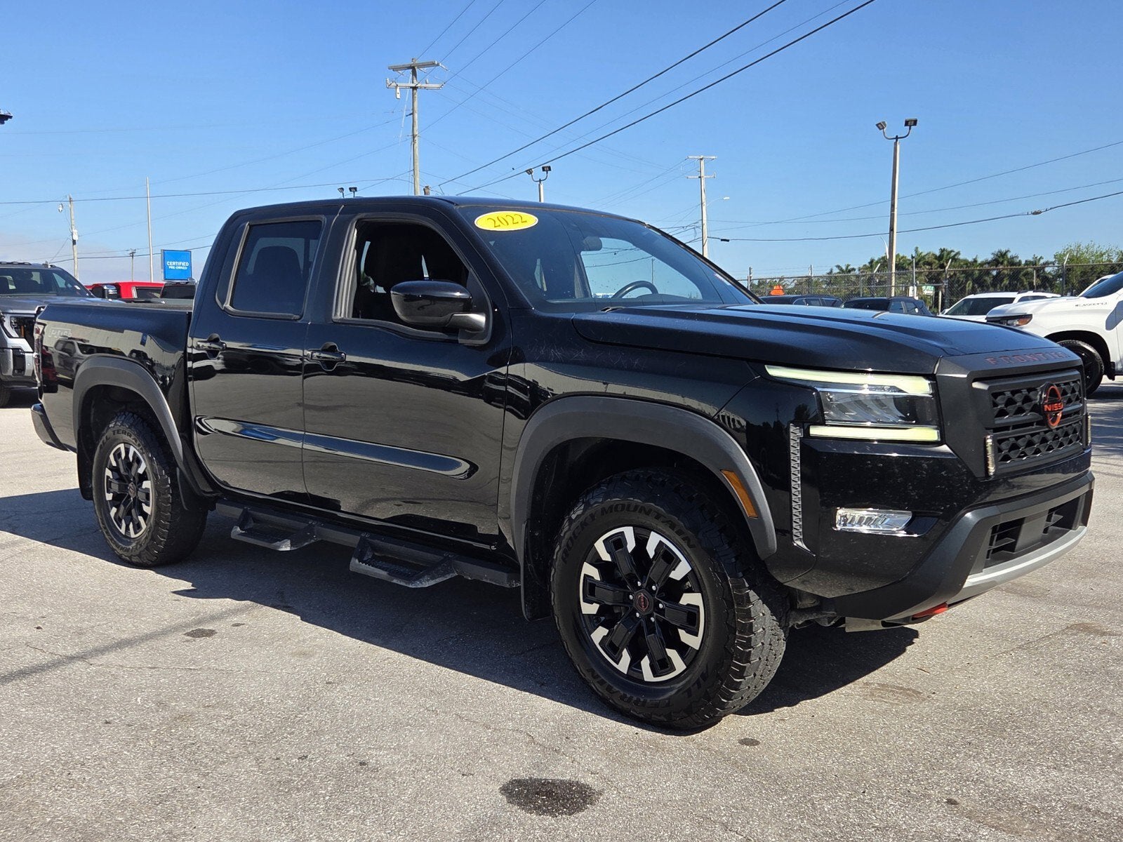 2022 Nissan Frontier Crew Cab PRO-4X 4x4