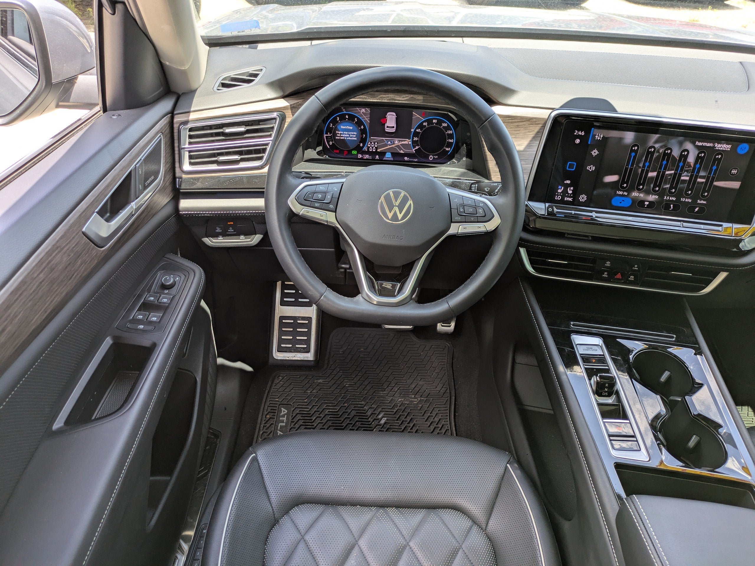 2025 Volkswagen Atlas 2.0T SEL Premium R-Line