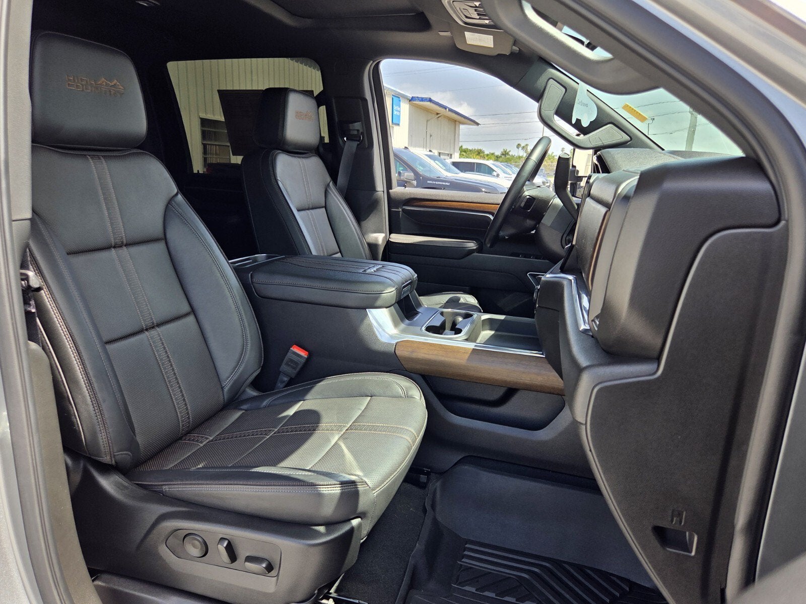 2024 Chevrolet Silverado 2500 HD High Country