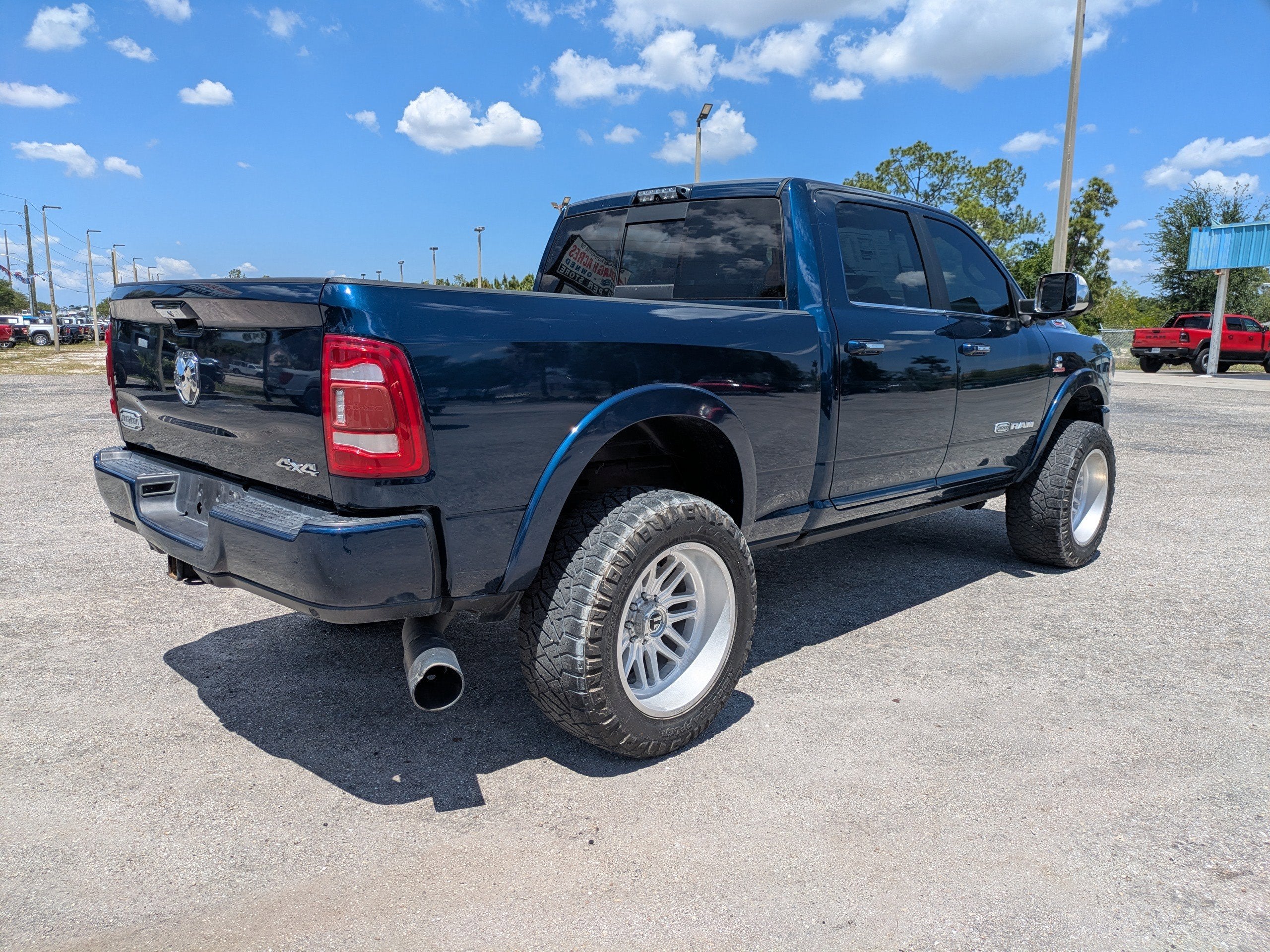 2020 RAM 2500 Laramie Longhorn Crew Cab 4x4 6'4" Box