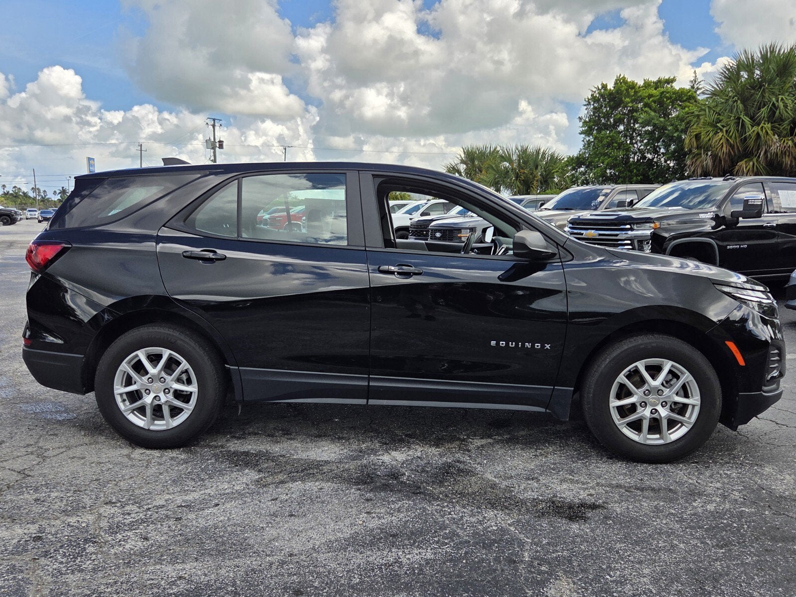 2024 Chevrolet Equinox LS