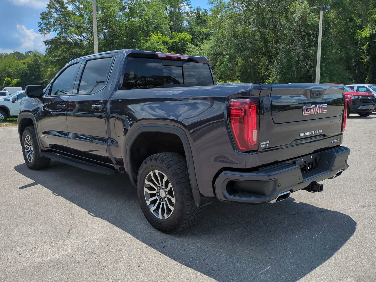 2023 GMC Sierra 1500 AT4