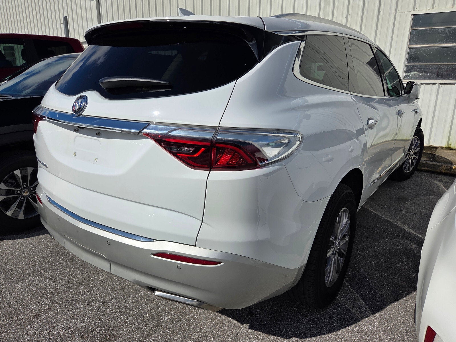 2023 Buick Enclave Essence