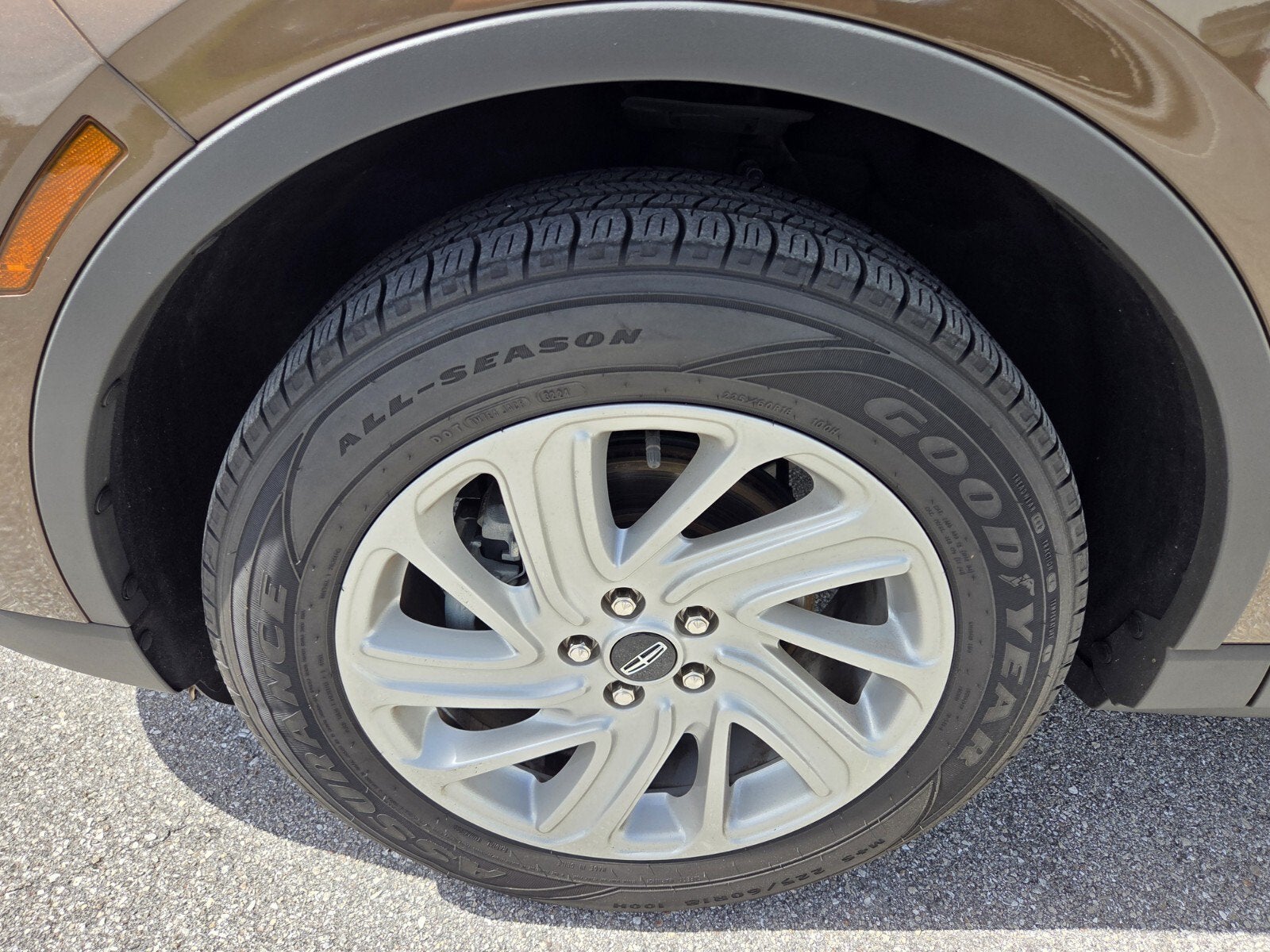 2022 Lincoln Corsair Standard