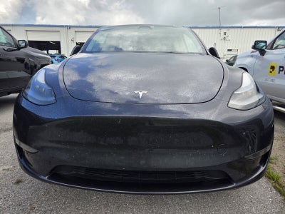 2024 Tesla Model Y Base