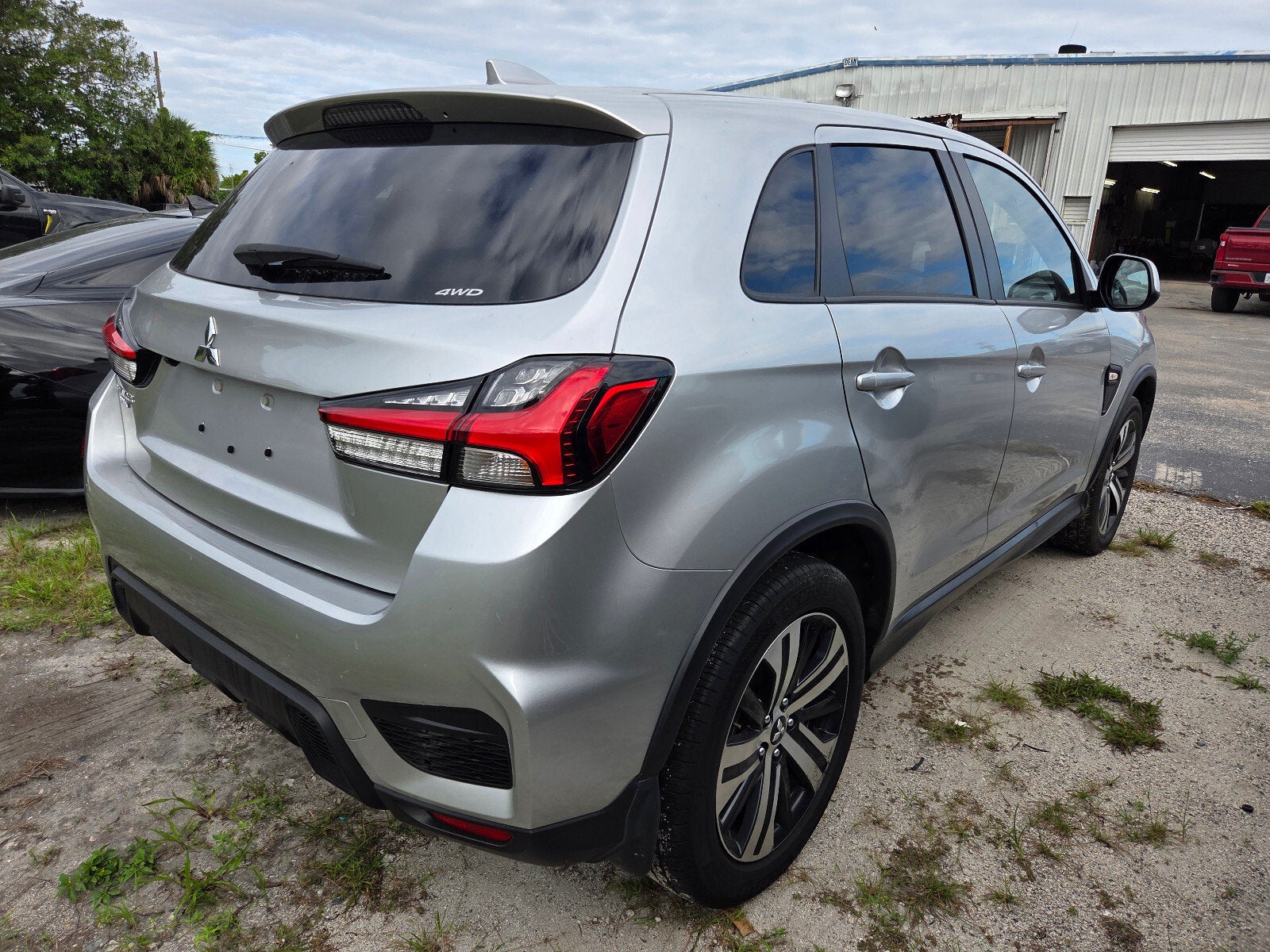 2025 Mitsubishi Outlander Sport 2.0 ES AWC