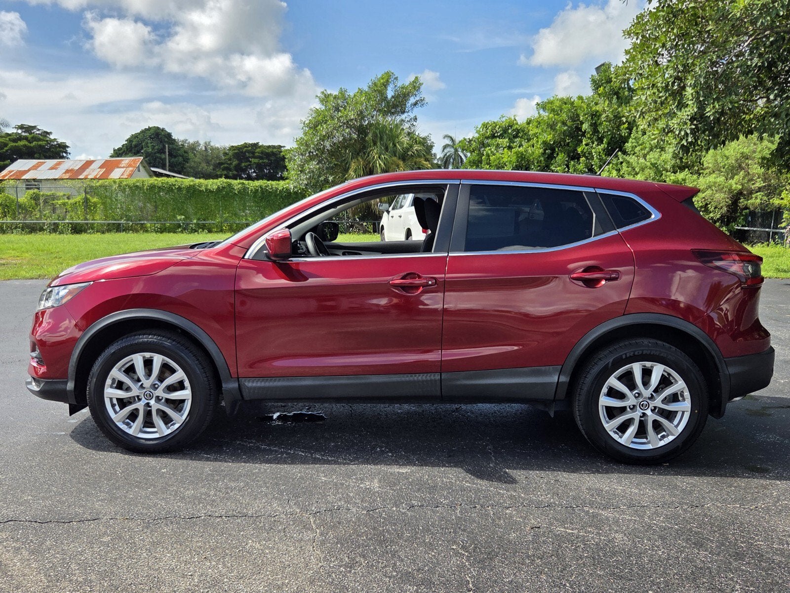 2021 Nissan Rogue Sport S FWD Xtronic CVT