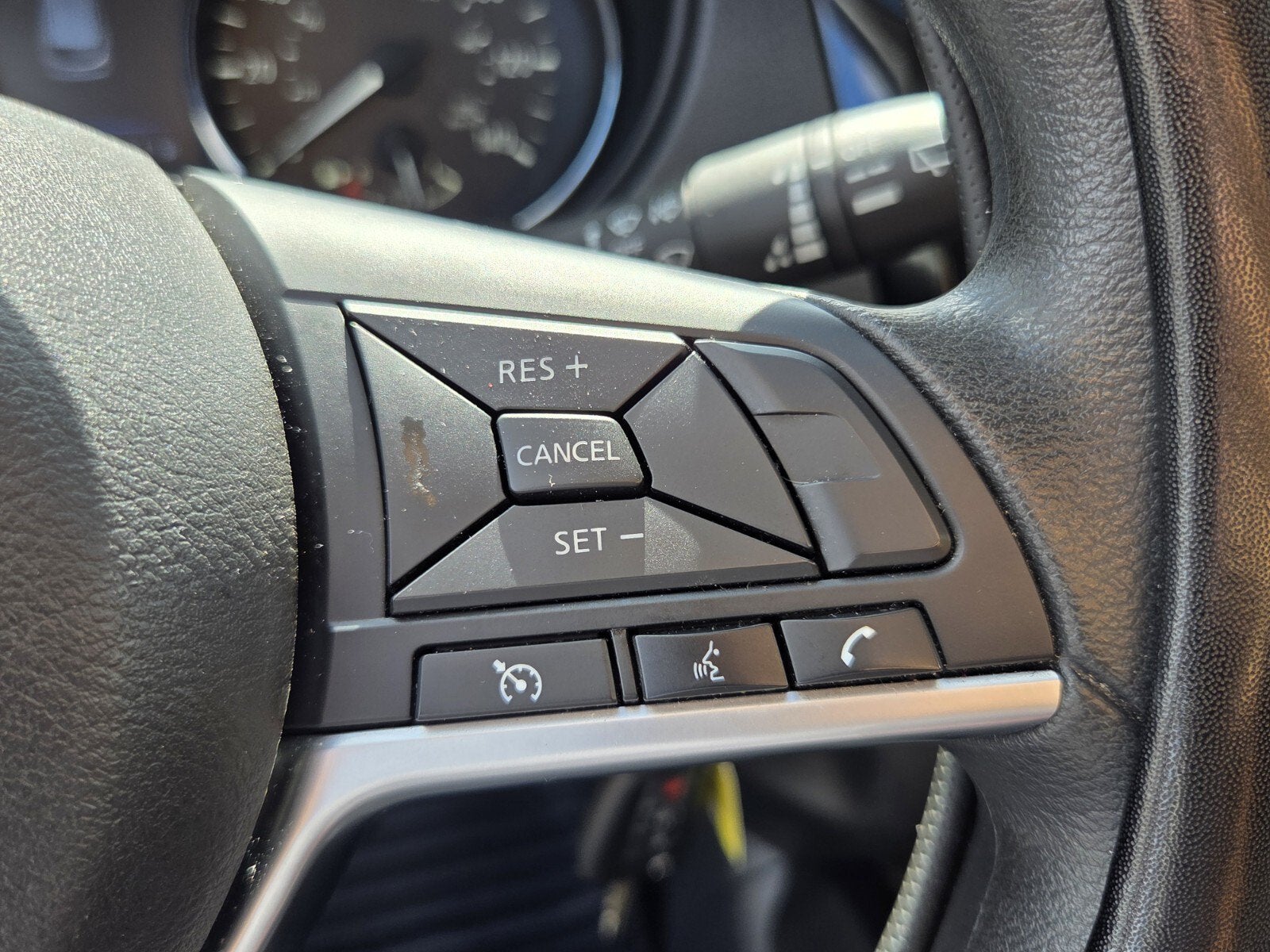 2021 Nissan Rogue Sport S FWD Xtronic CVT