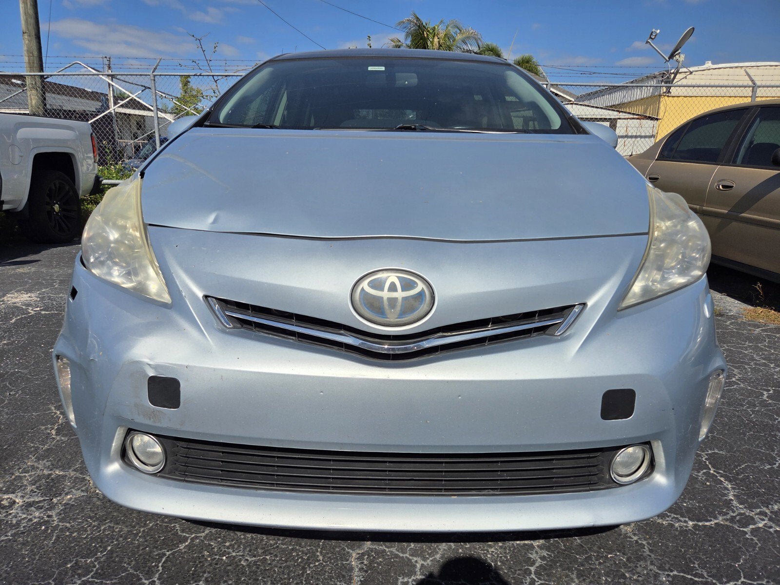 2013 Toyota Prius v Five