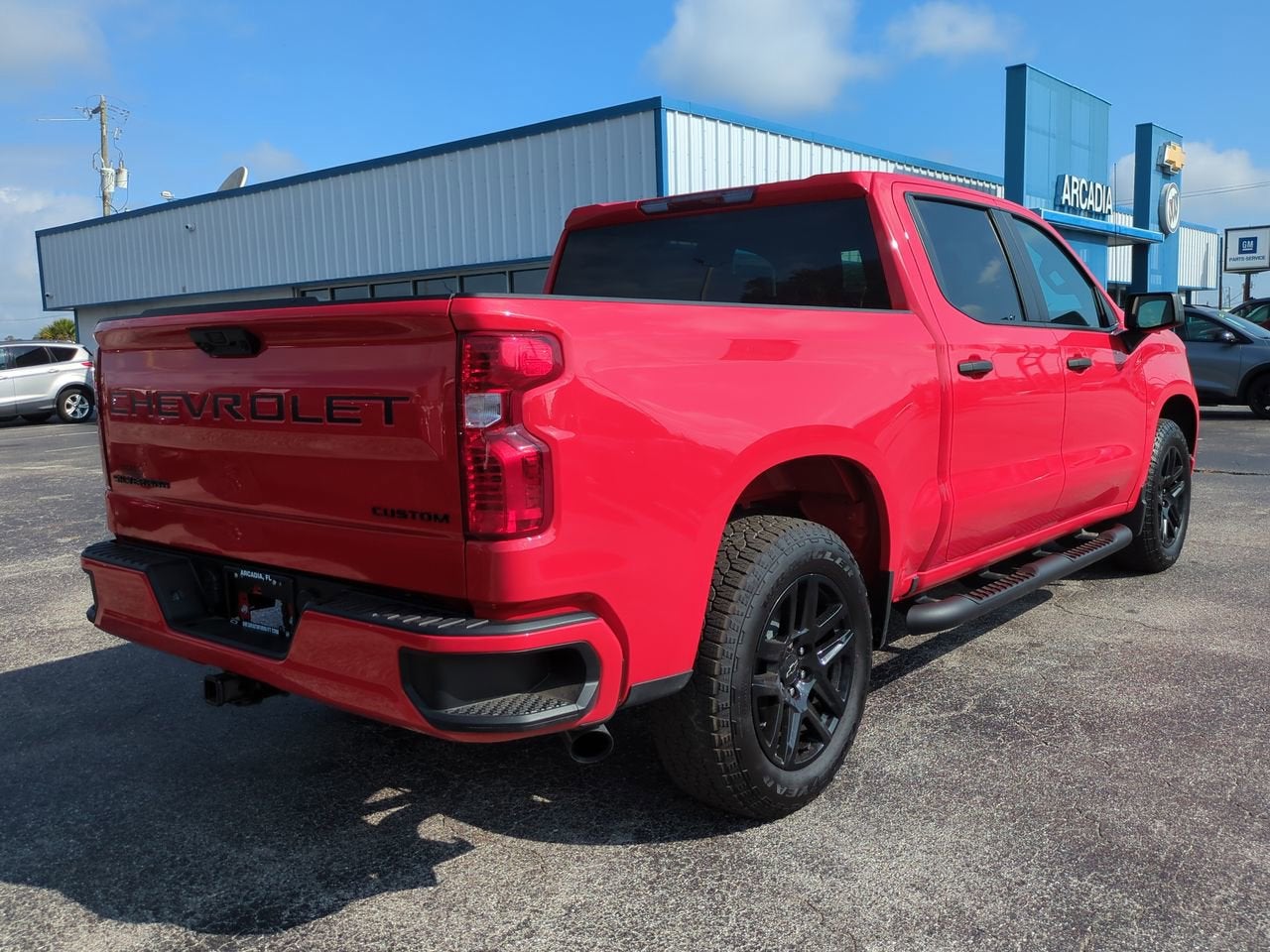 2025 Chevrolet Silverado 1500 Custom