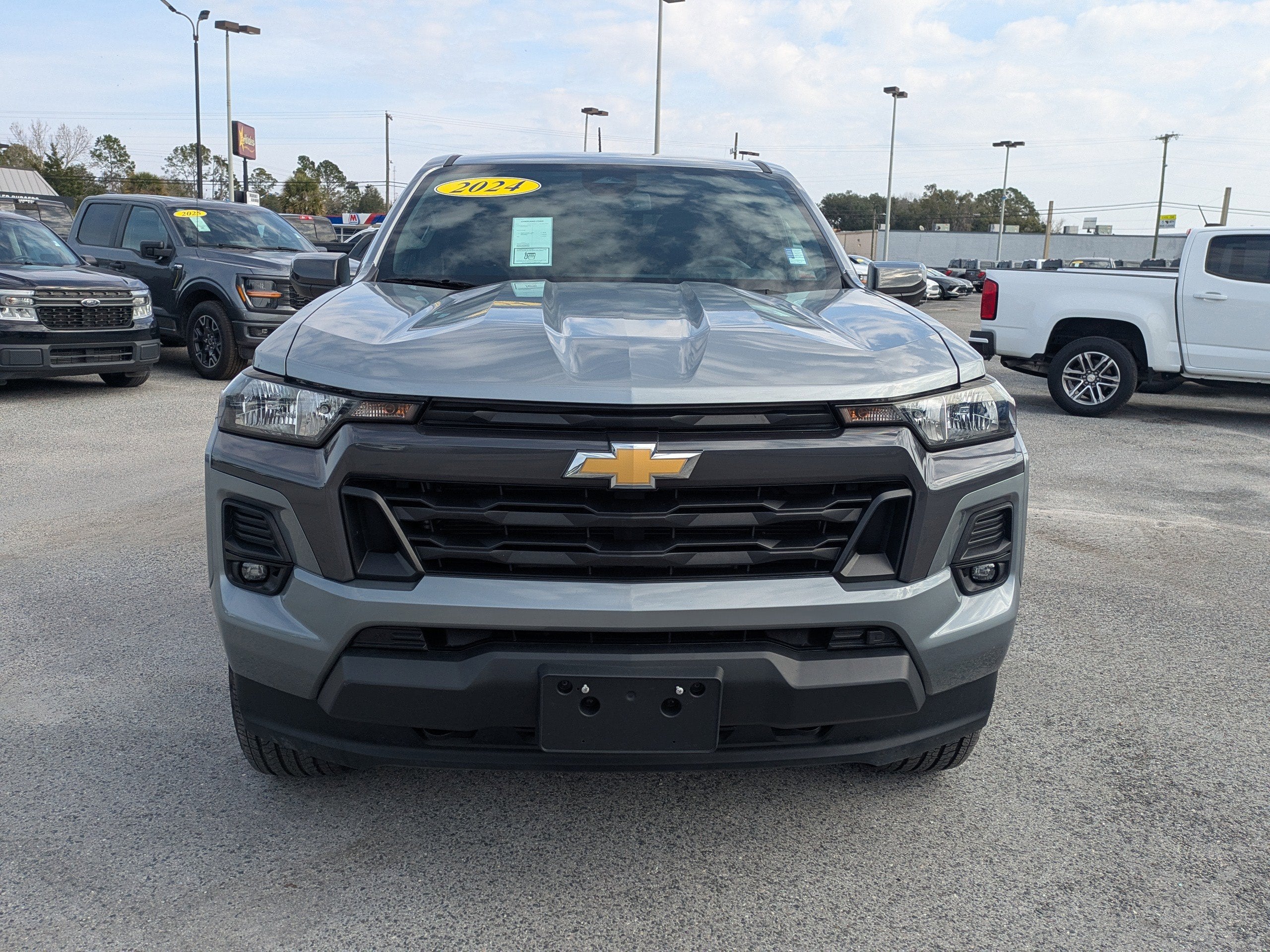 2024 Chevrolet Colorado LT