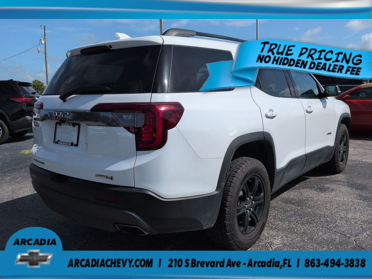2023 GMC Acadia AT4