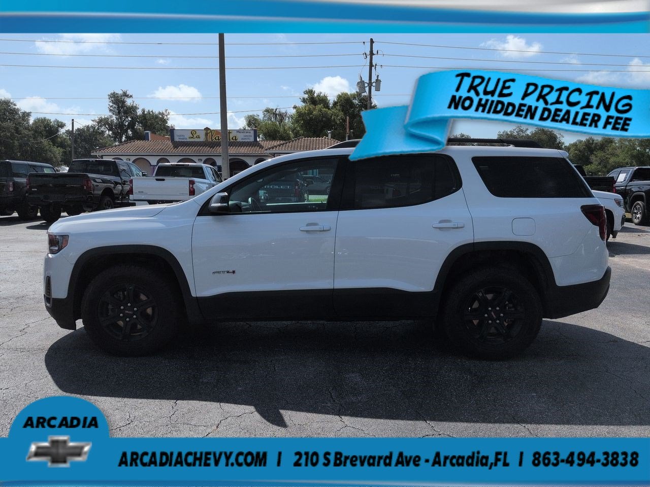 2023 GMC Acadia AT4
