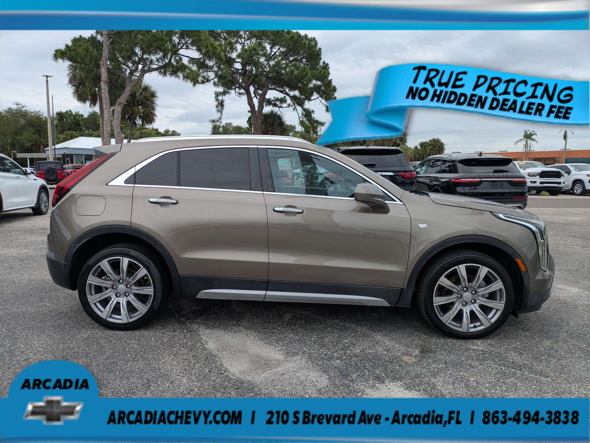 2020 Cadillac XT4 FWD Premium Luxury