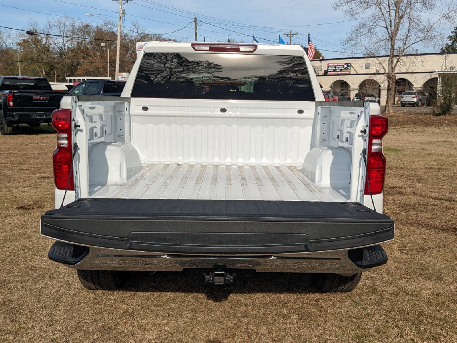 2025 Chevrolet Silverado 1500 LT (2FL)