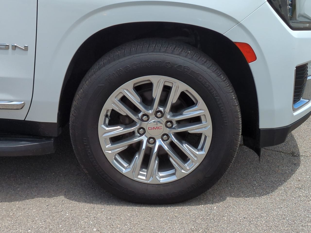 2021 GMC Yukon XL SLT