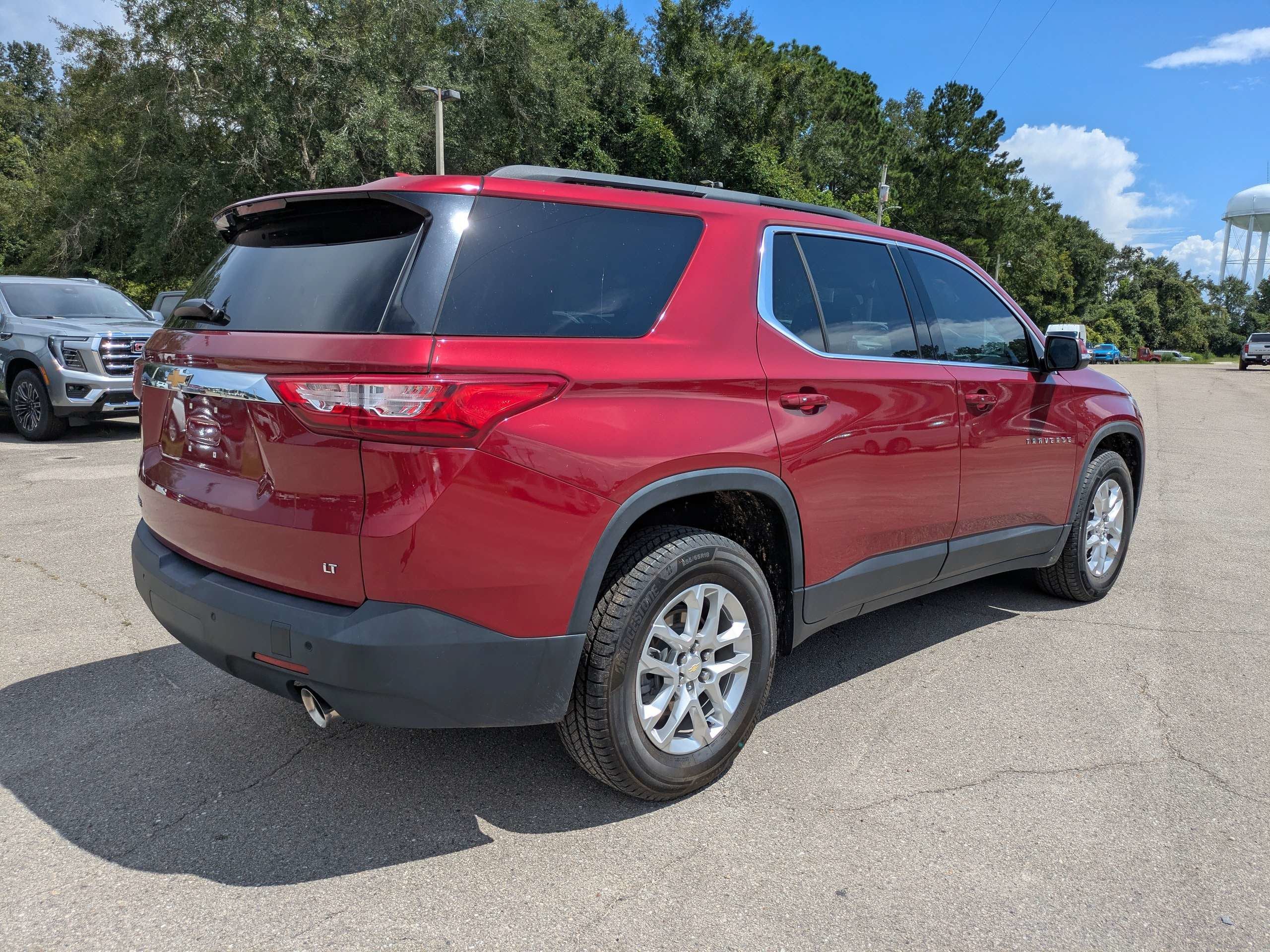 2021 Chevrolet Traverse LT Cloth