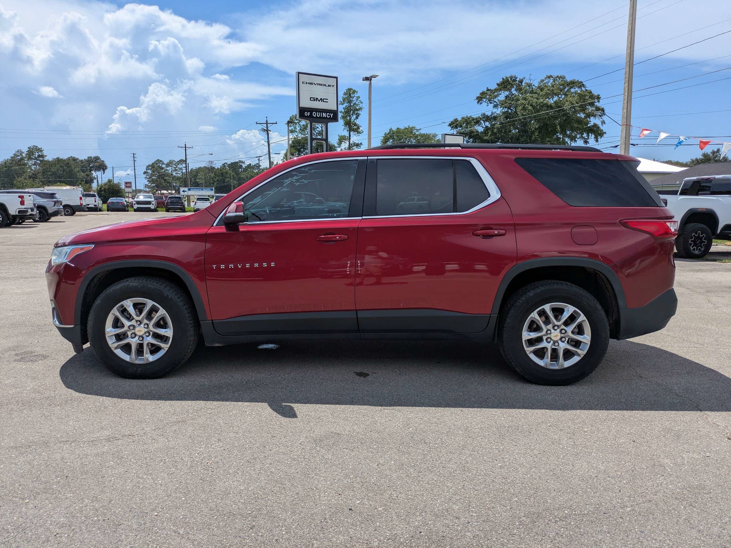 2021 Chevrolet Traverse LT Cloth