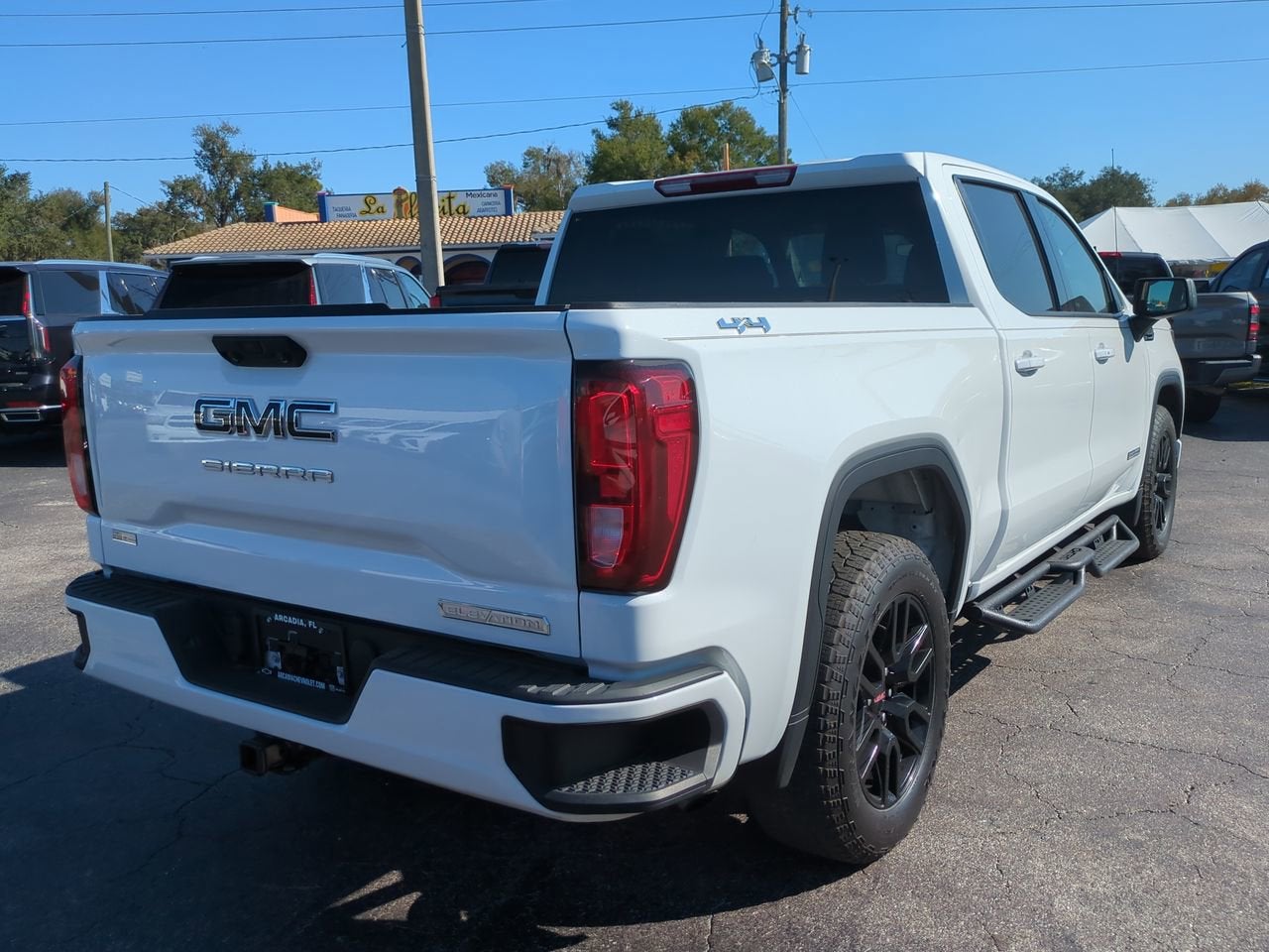 2023 GMC Sierra 1500 Elevation