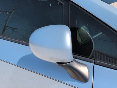 2013 Toyota Prius v Five