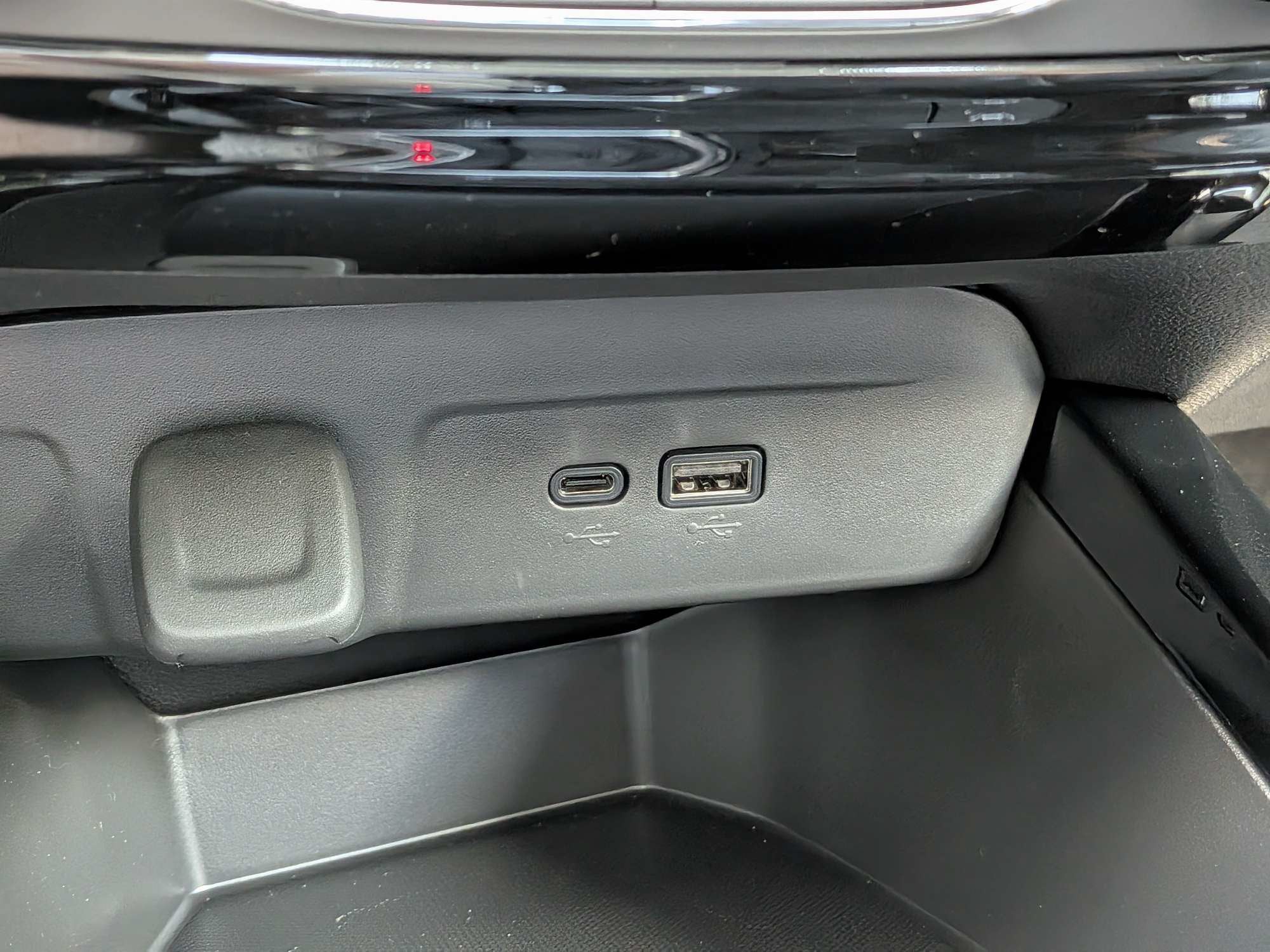 2026 Chevrolet Trax LT - Photo 21