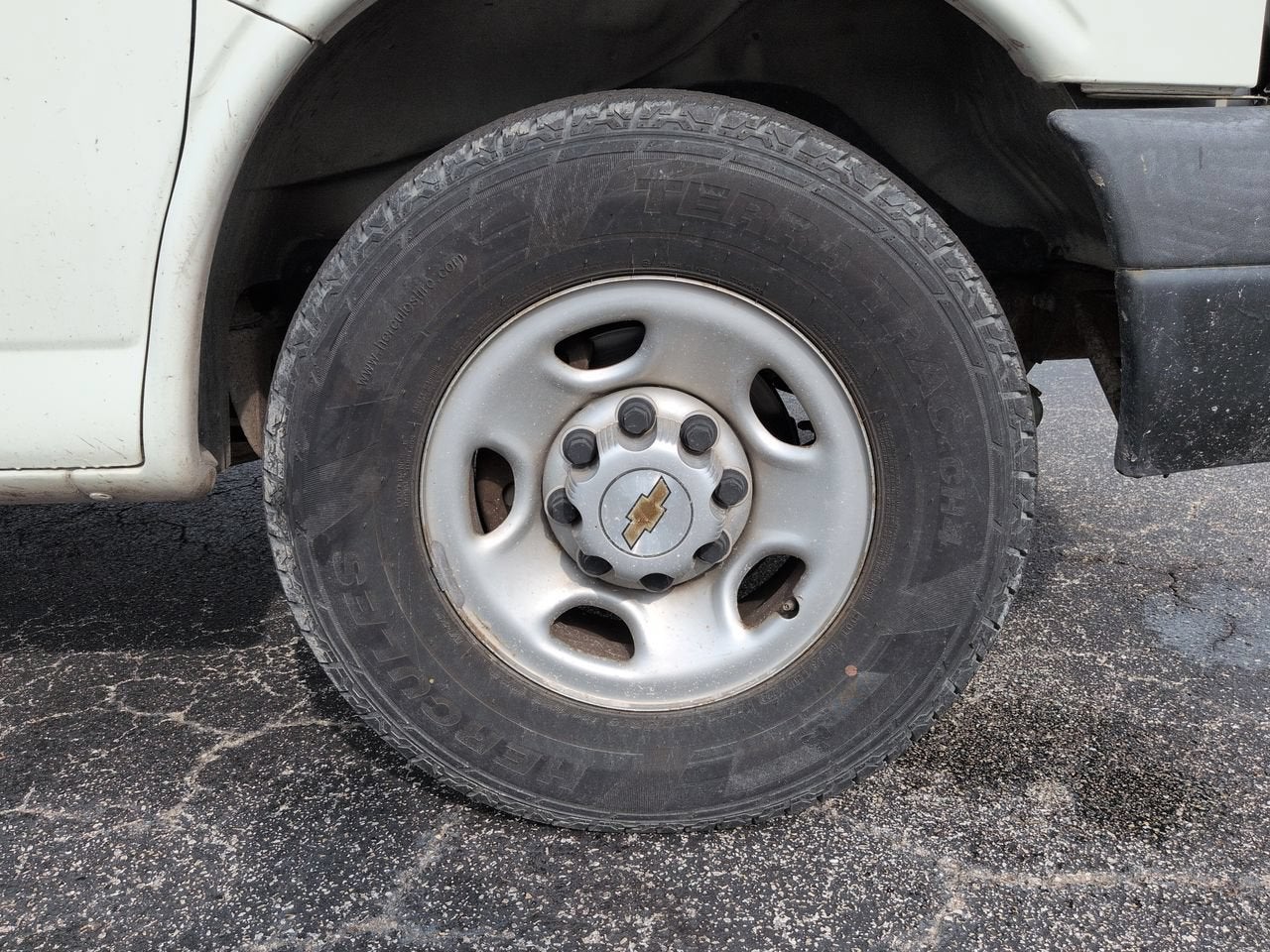 2005 Chevrolet Express Cargo 2500 Base