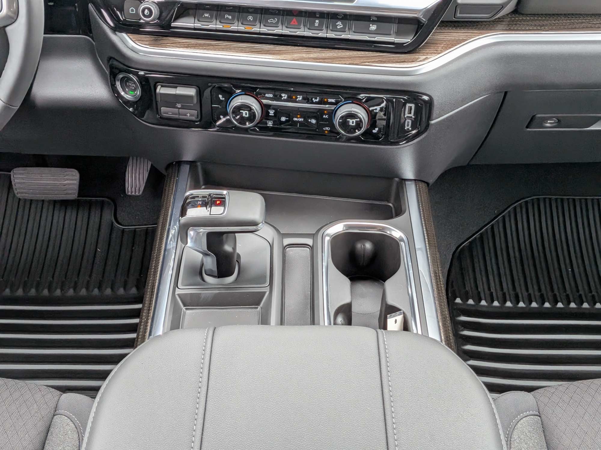 2026 Chevrolet Silverado 1500 RST - Photo 19