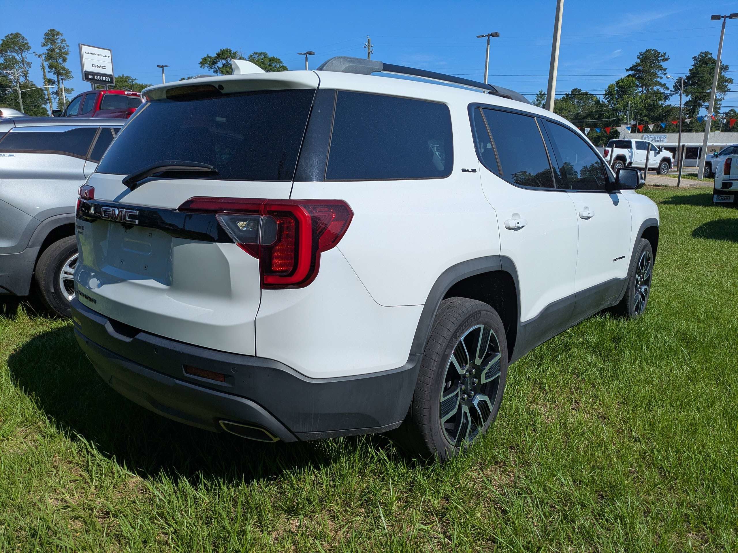 2021 GMC Acadia SLE