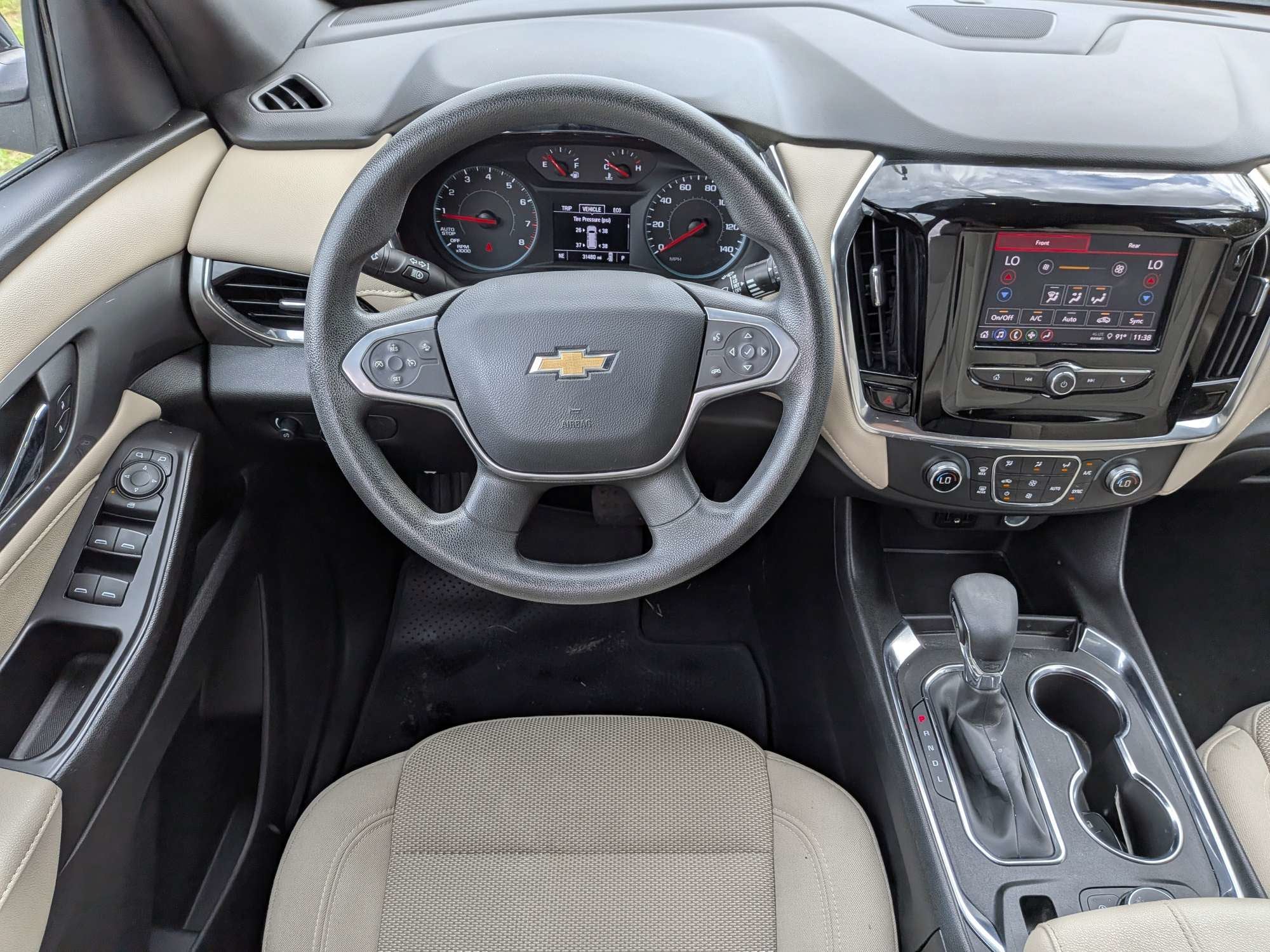 2023 Chevrolet Traverse LS