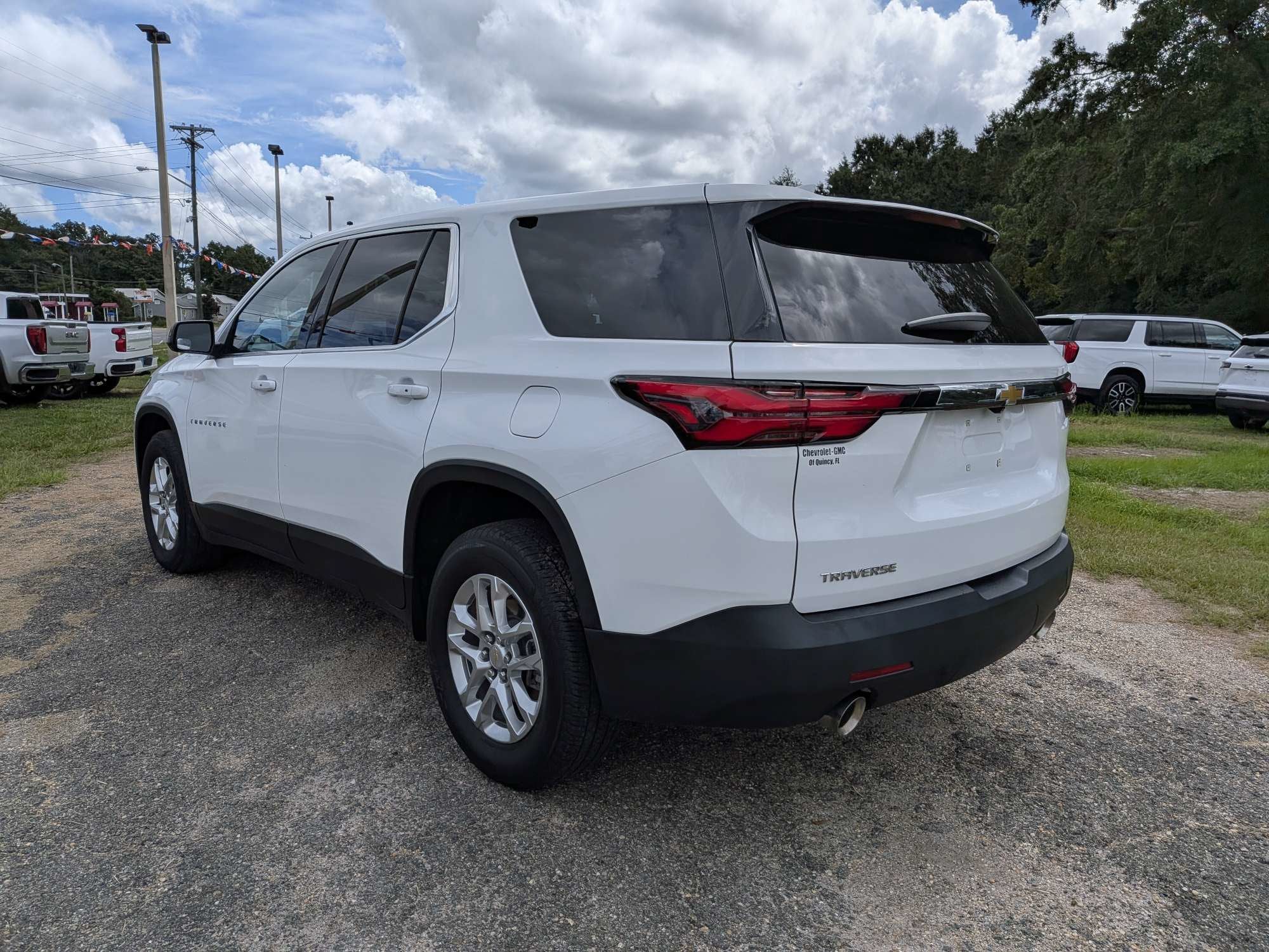 2023 Chevrolet Traverse LS