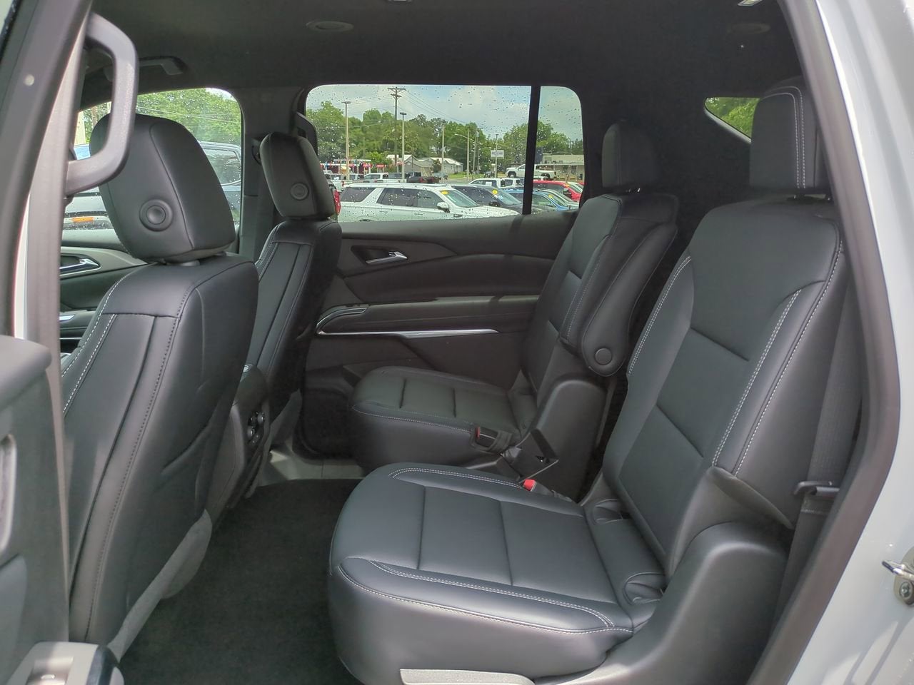 2026 Chevrolet Traverse LT - Photo 14
