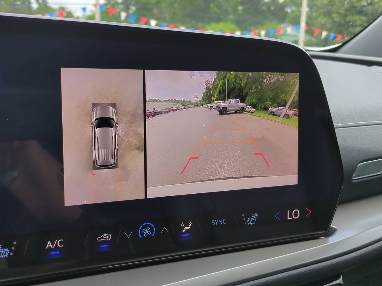 2026 Chevrolet Traverse LT - Photo 20
