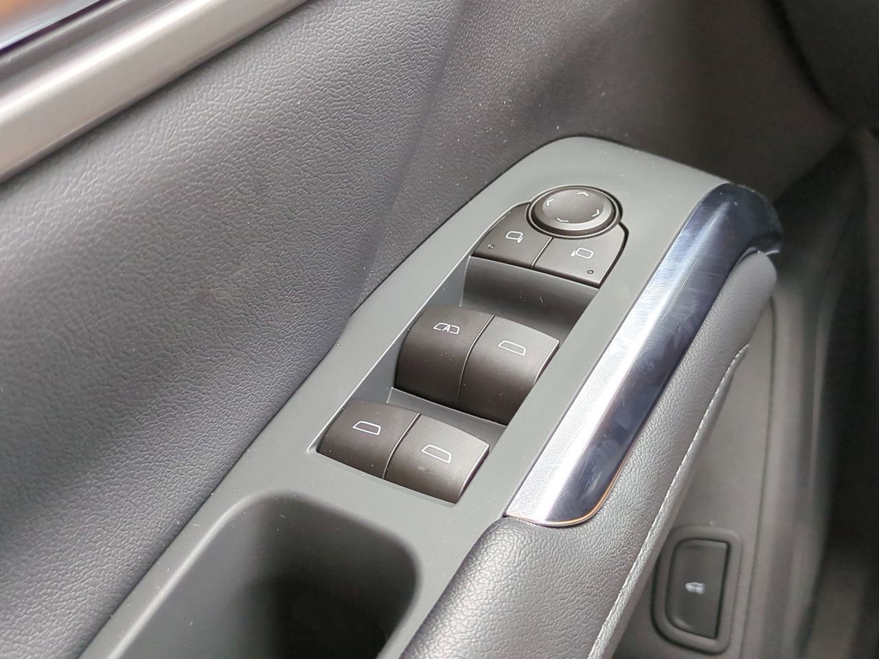 2026 Chevrolet Traverse LT - Photo 24