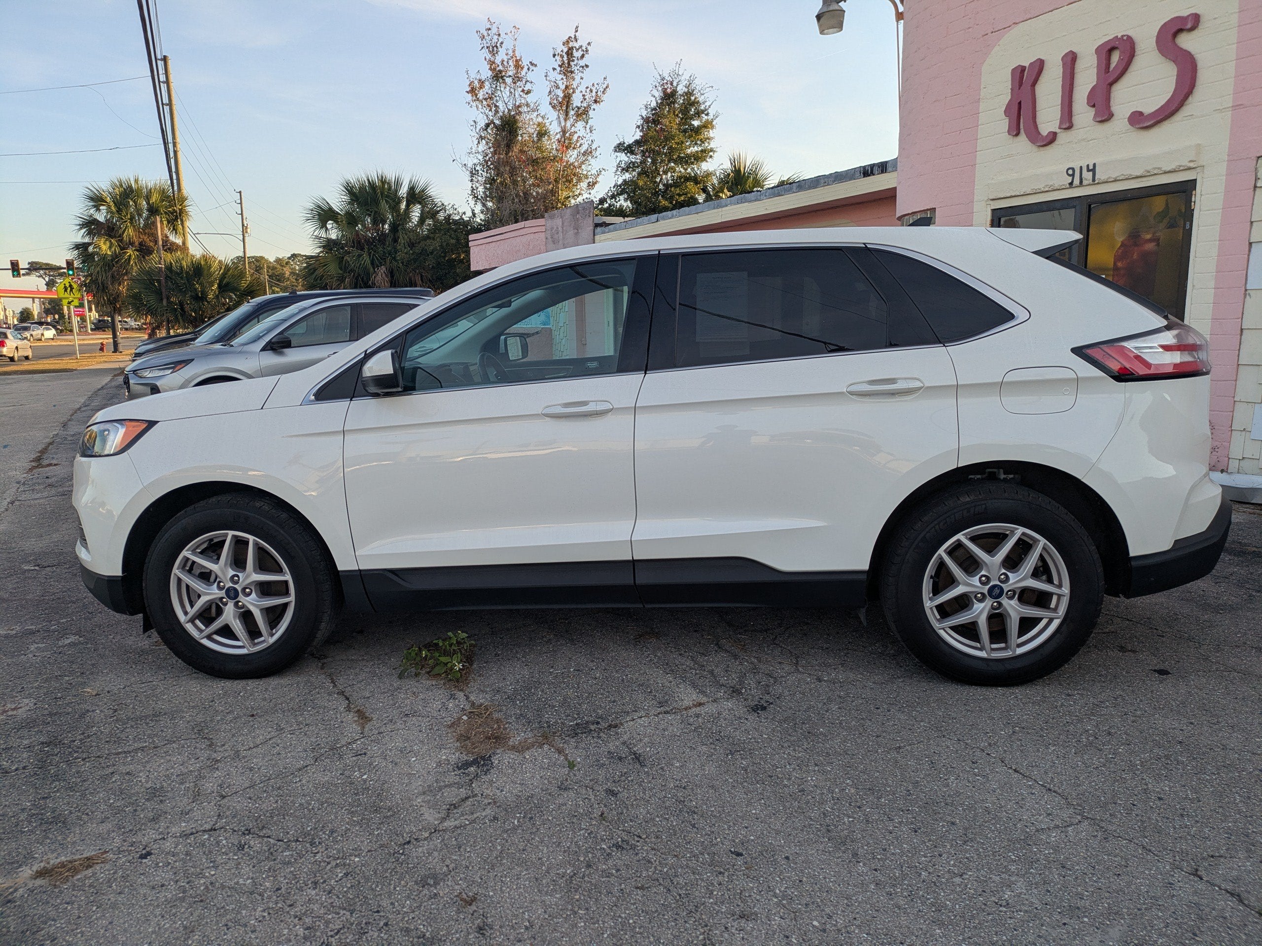 2022 Ford Edge SEL
