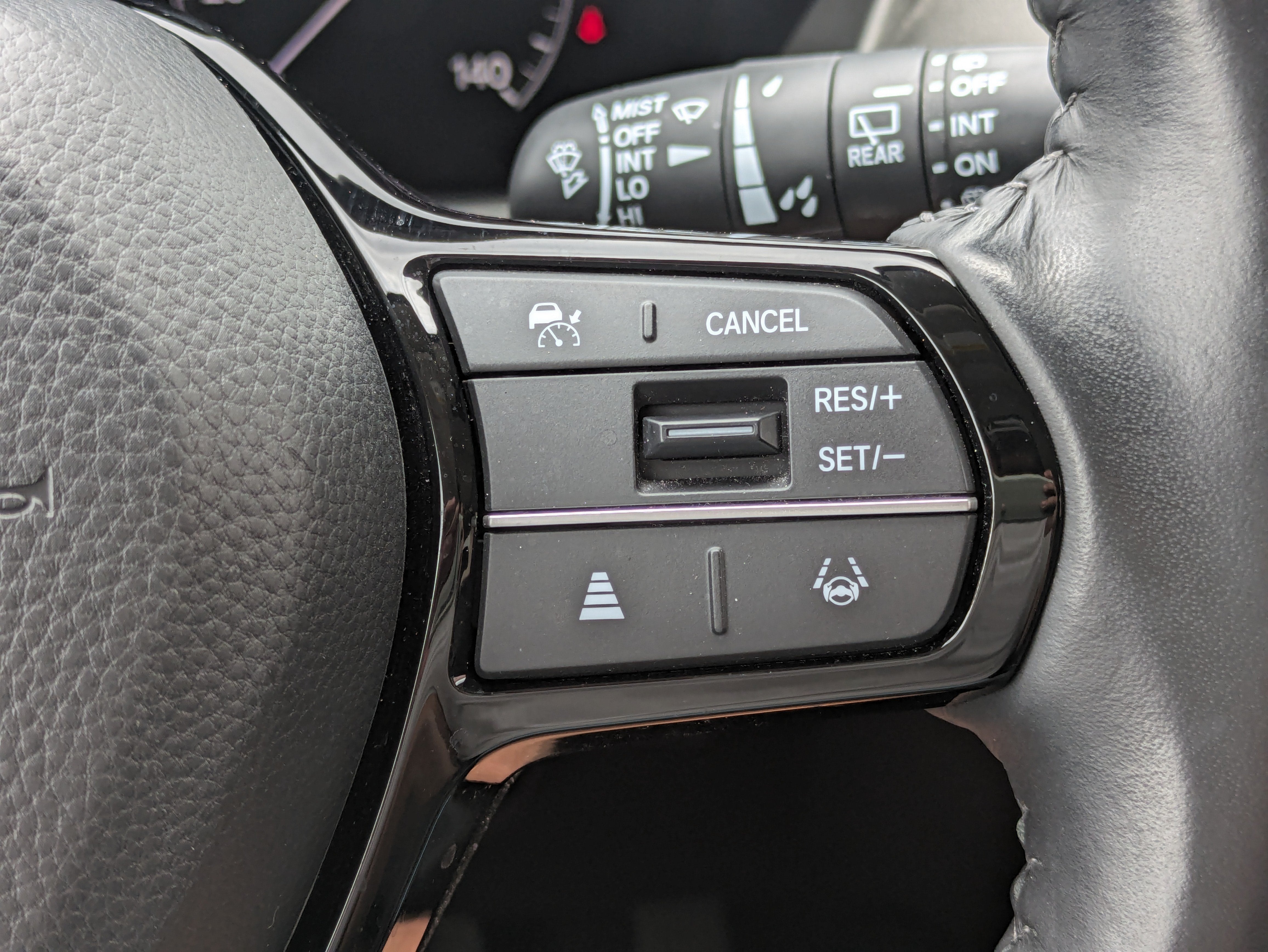 2023 Honda HR-V AWD EX-L