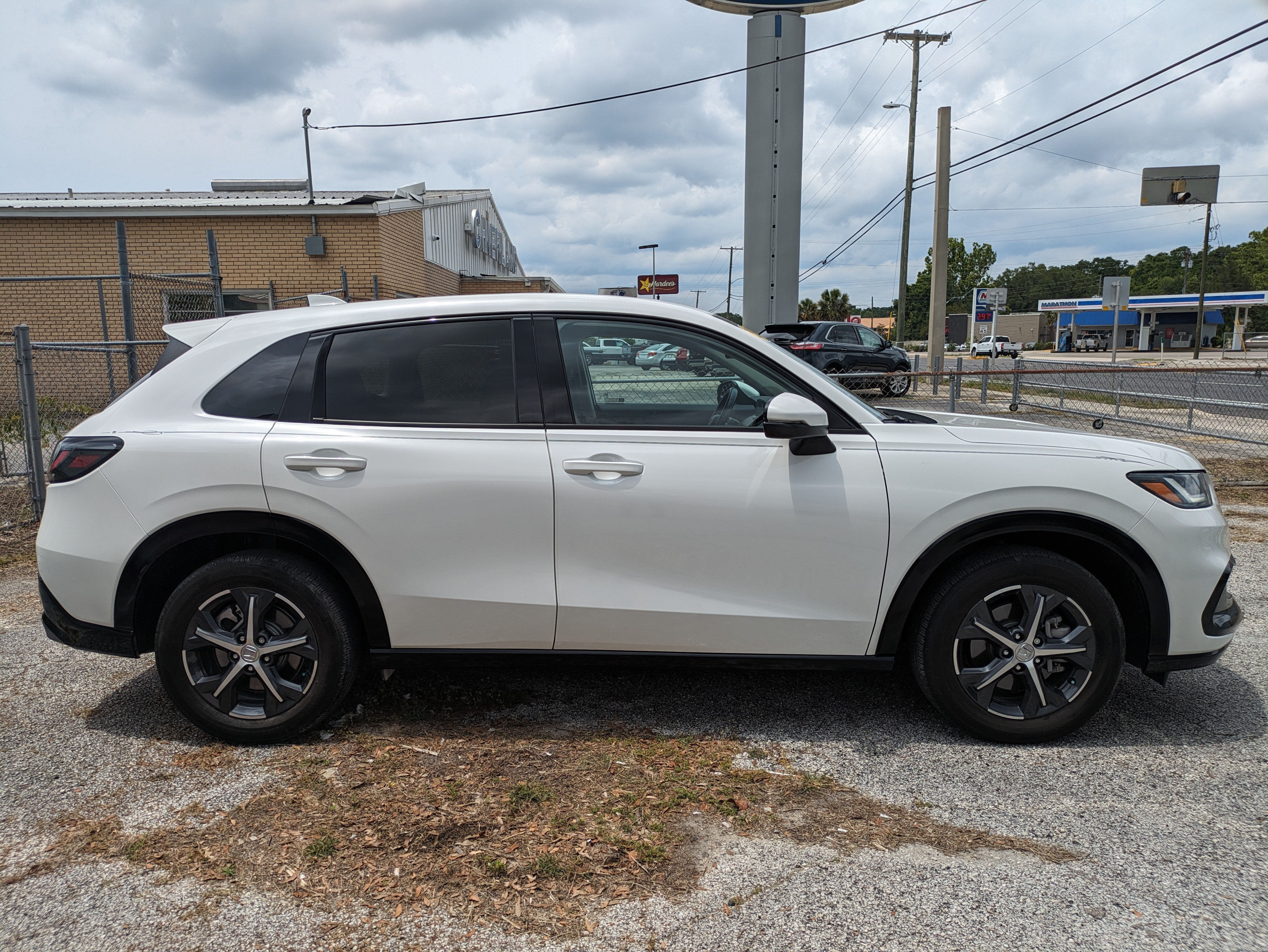 2023 Honda HR-V AWD EX-L