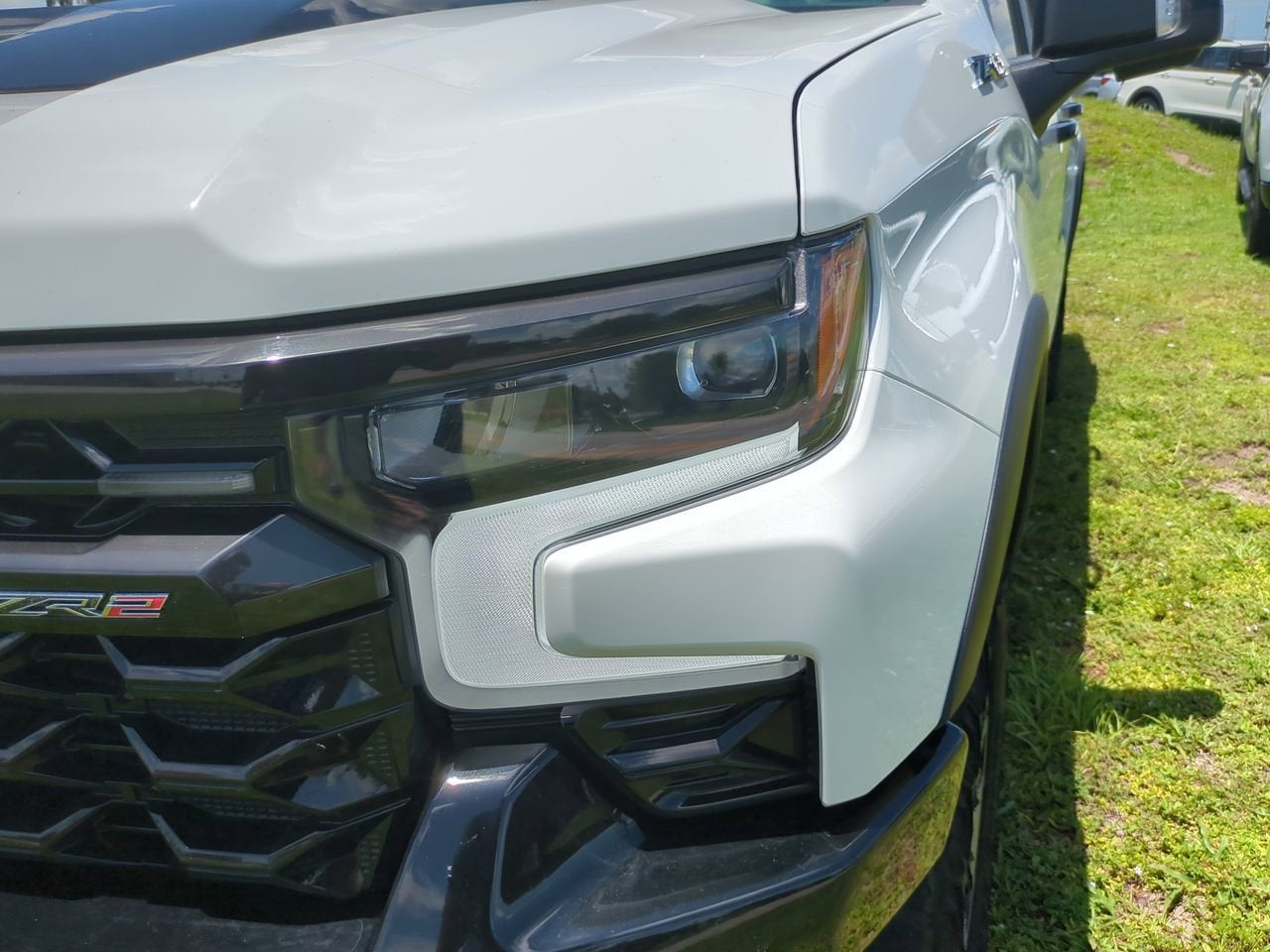 2023 Chevrolet Silverado 1500 ZR2 - Photo 10