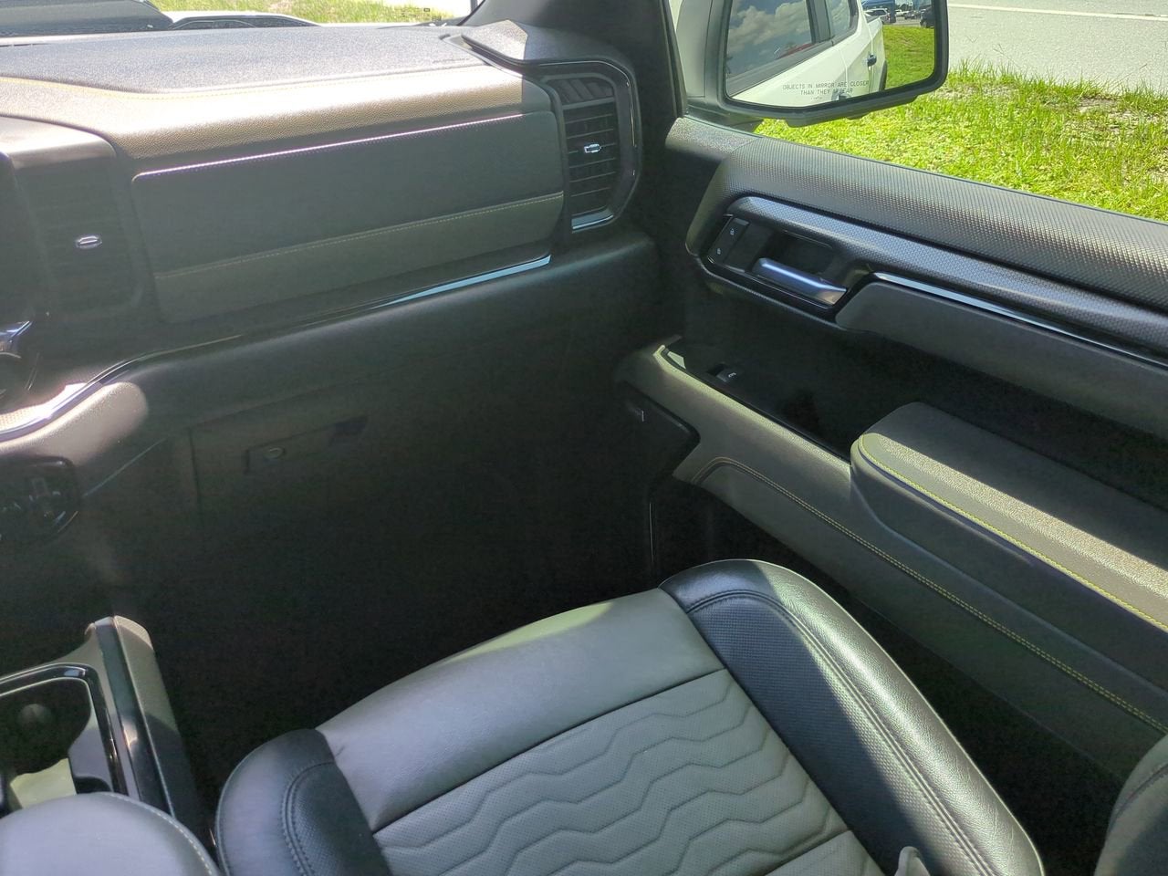 2023 Chevrolet Silverado 1500 ZR2 - Photo 16