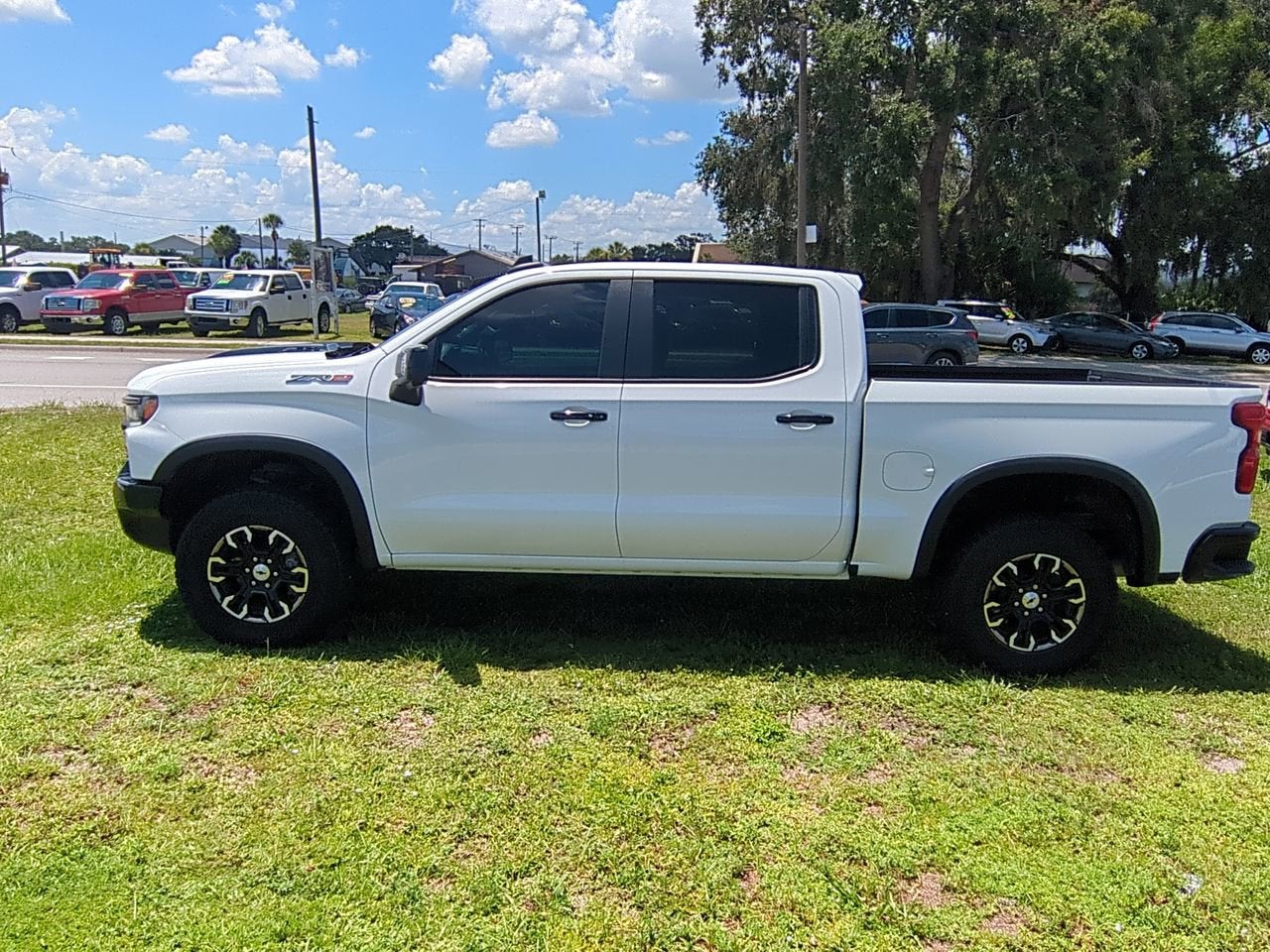 2023 Chevrolet Silverado 1500 ZR2 - Photo 7