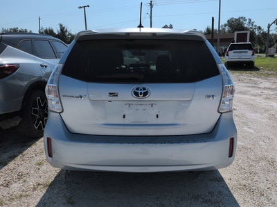 2013 Toyota Prius v Five