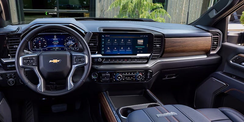 Chevrolet Silverado 2500HD steering wheel and dashboard