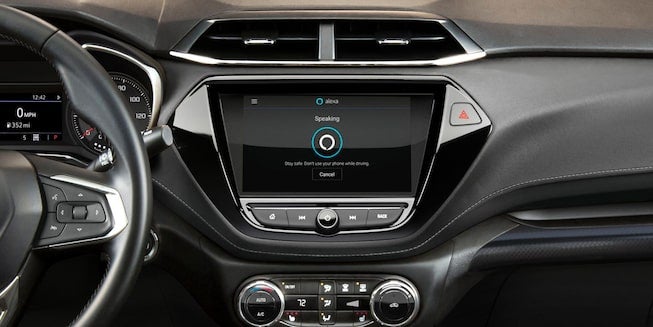 Chevrolet Trailblazer dashboard technology call screen